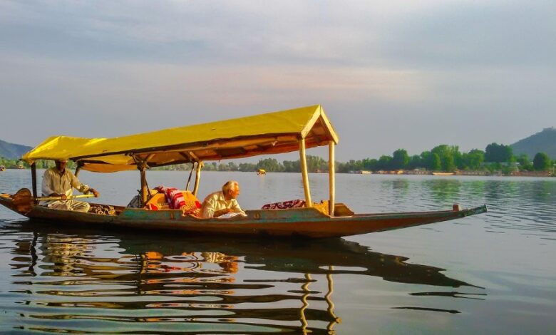 Kashmir Records 10°C Above Normal Day Temperatures