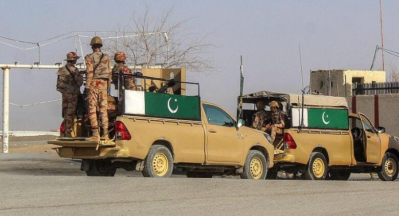 Trump Praises Pakistan Amid Afghanistan Tensions