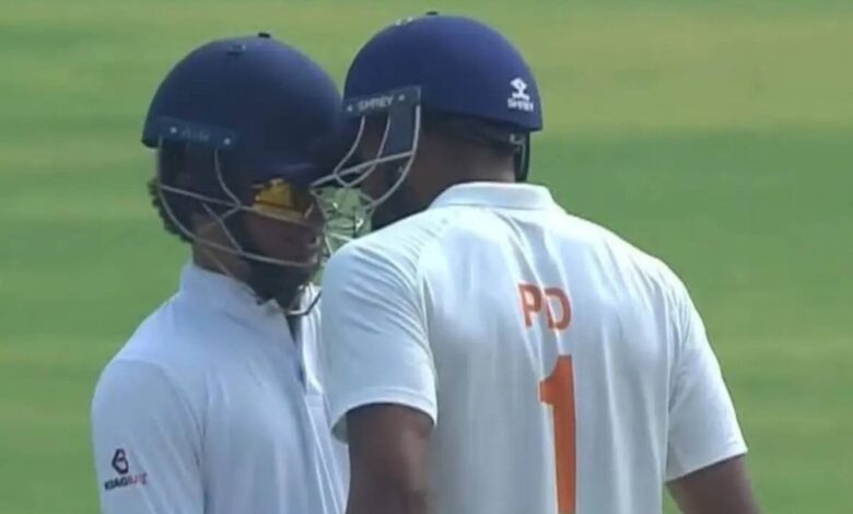 Paras Dogra headbutts KV Aneesh's helmet