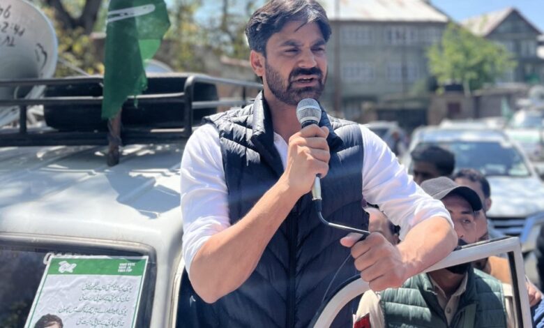 Waheed Para questions hiring process under Mission YUWA