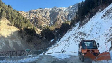 Snowfall Disrupts Traffic on Key Mountain Route Connecting Shopian, Poonch