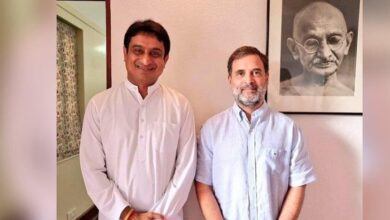 Youth Congress welcomes Chib at Jammu airport ahead of convention