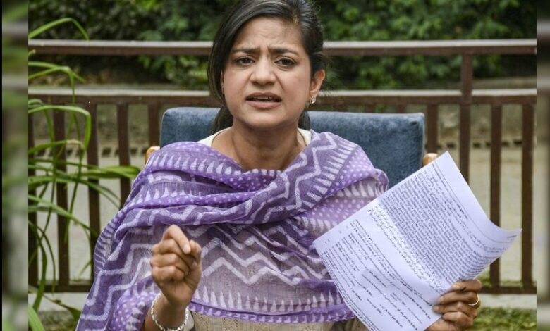 Iltija Mufti Targets Omar Abdullah Over Liquor Remarks, Cites Gujarat and Bihar Ban