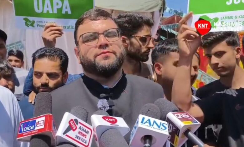 Budgam Legislator Questions Government Over Water, Roads and Infrastructure