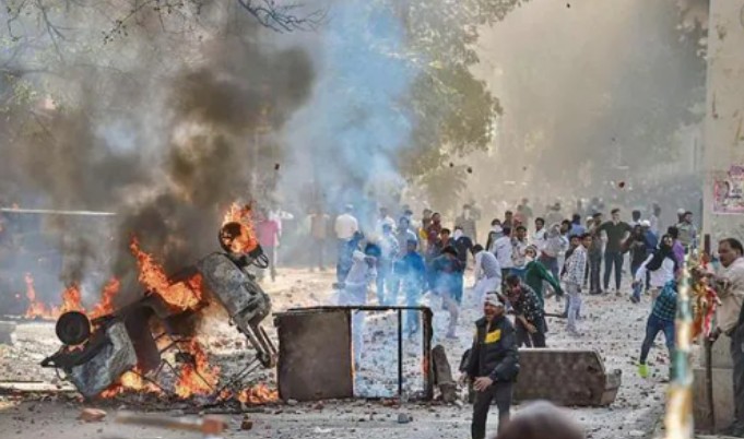 Violence Erupts Across Bengal During Protests, Political Tensions Escalate