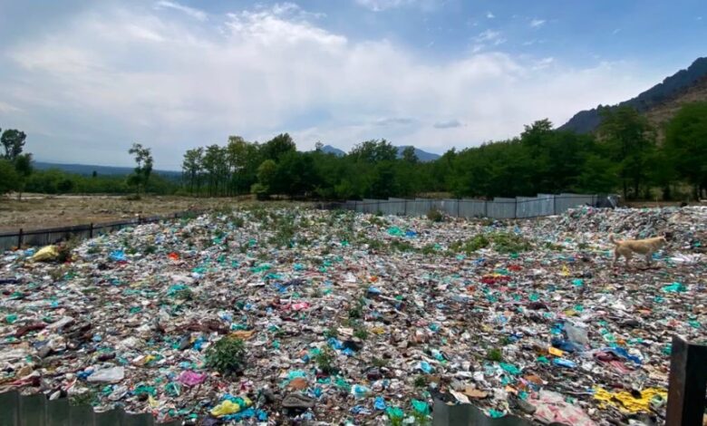 Iltija Mufti Flags Dumping Site, Claims Garbage Reaching Fresh Water Stream